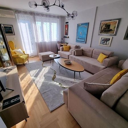 Luxury Apartment Emas Old Town Sarajevo Dream View Esterno foto
